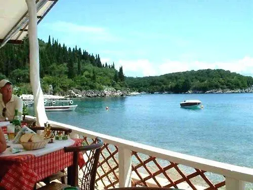 Nikolas Sea View Agnibay Kéndroma